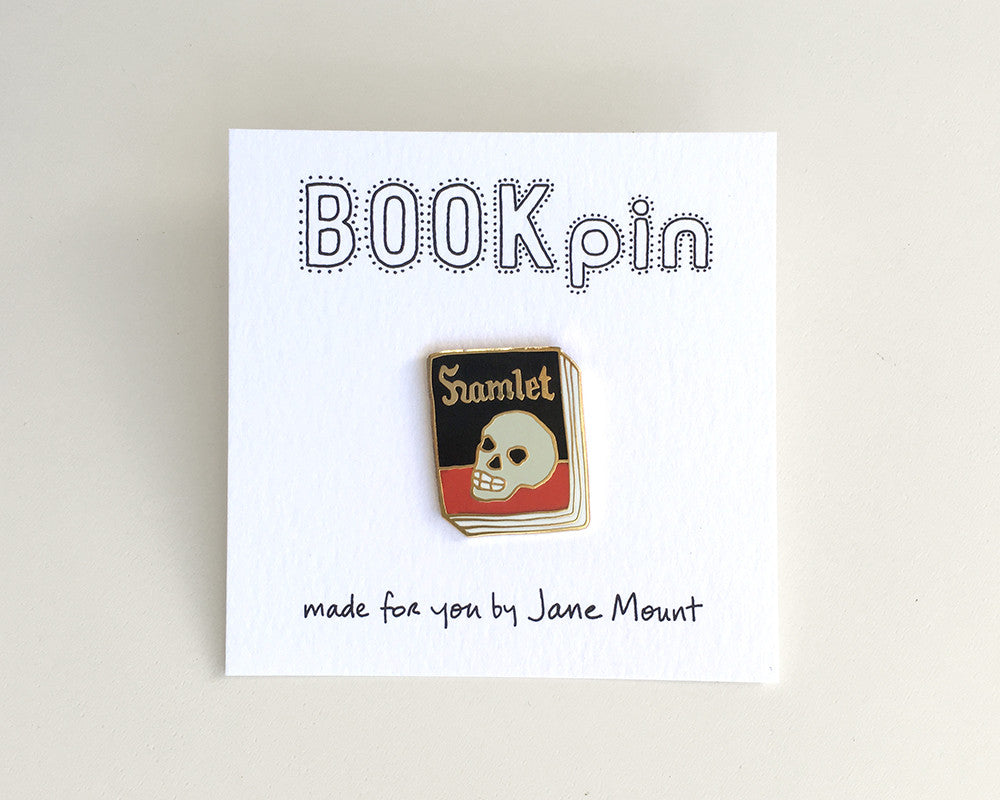 Book Pin: Hamlet